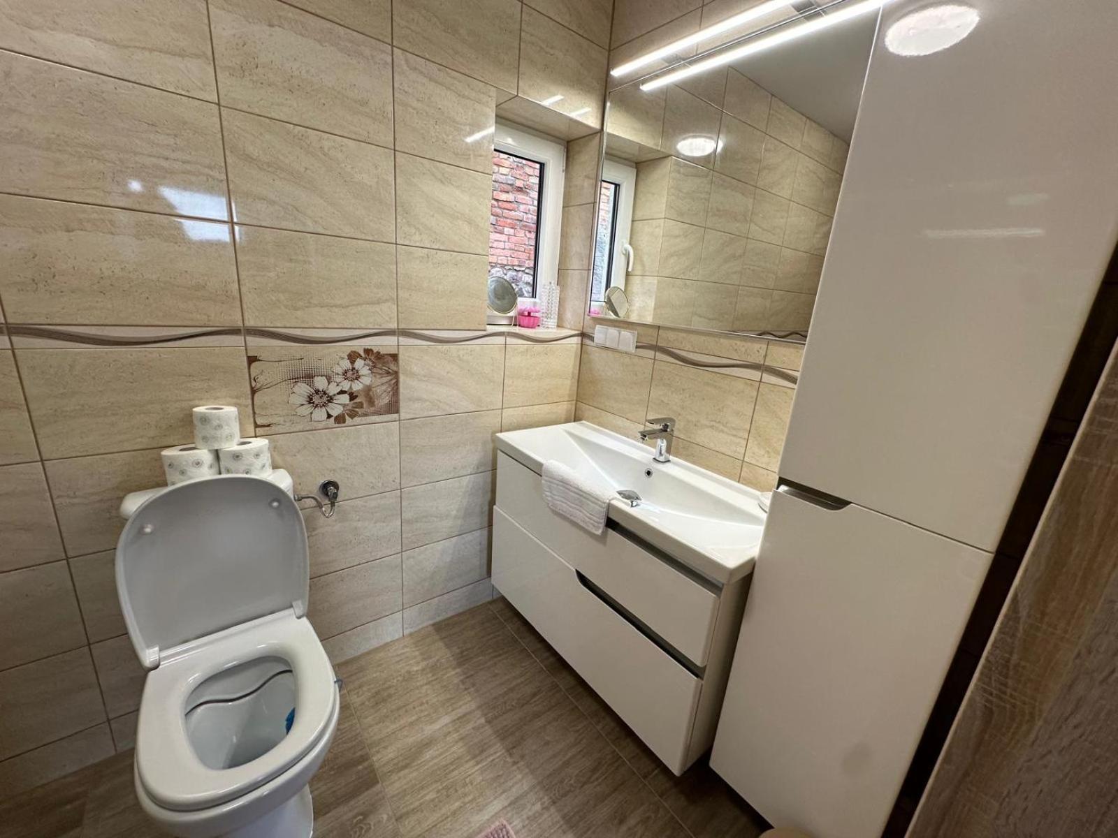 Apartament Bena Ze Zjawiskowym Tarasem Widokowym Chełmno Esterno foto