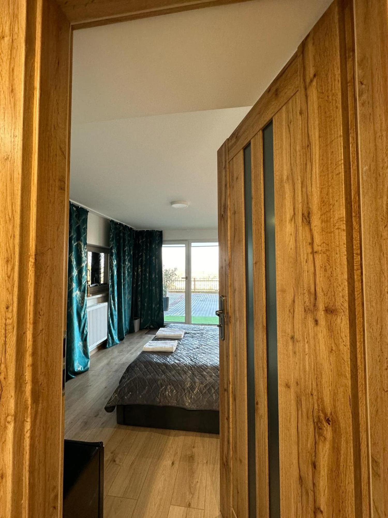 Apartament Bena Ze Zjawiskowym Tarasem Widokowym Chełmno Esterno foto