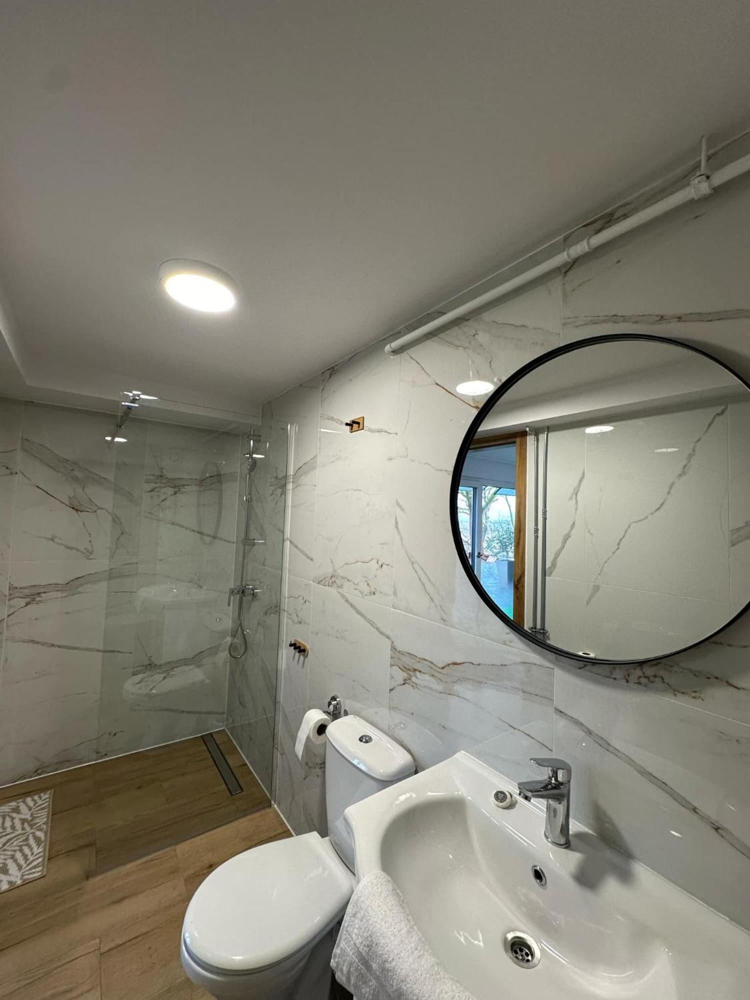 Apartament Bena Ze Zjawiskowym Tarasem Widokowym Chełmno Esterno foto