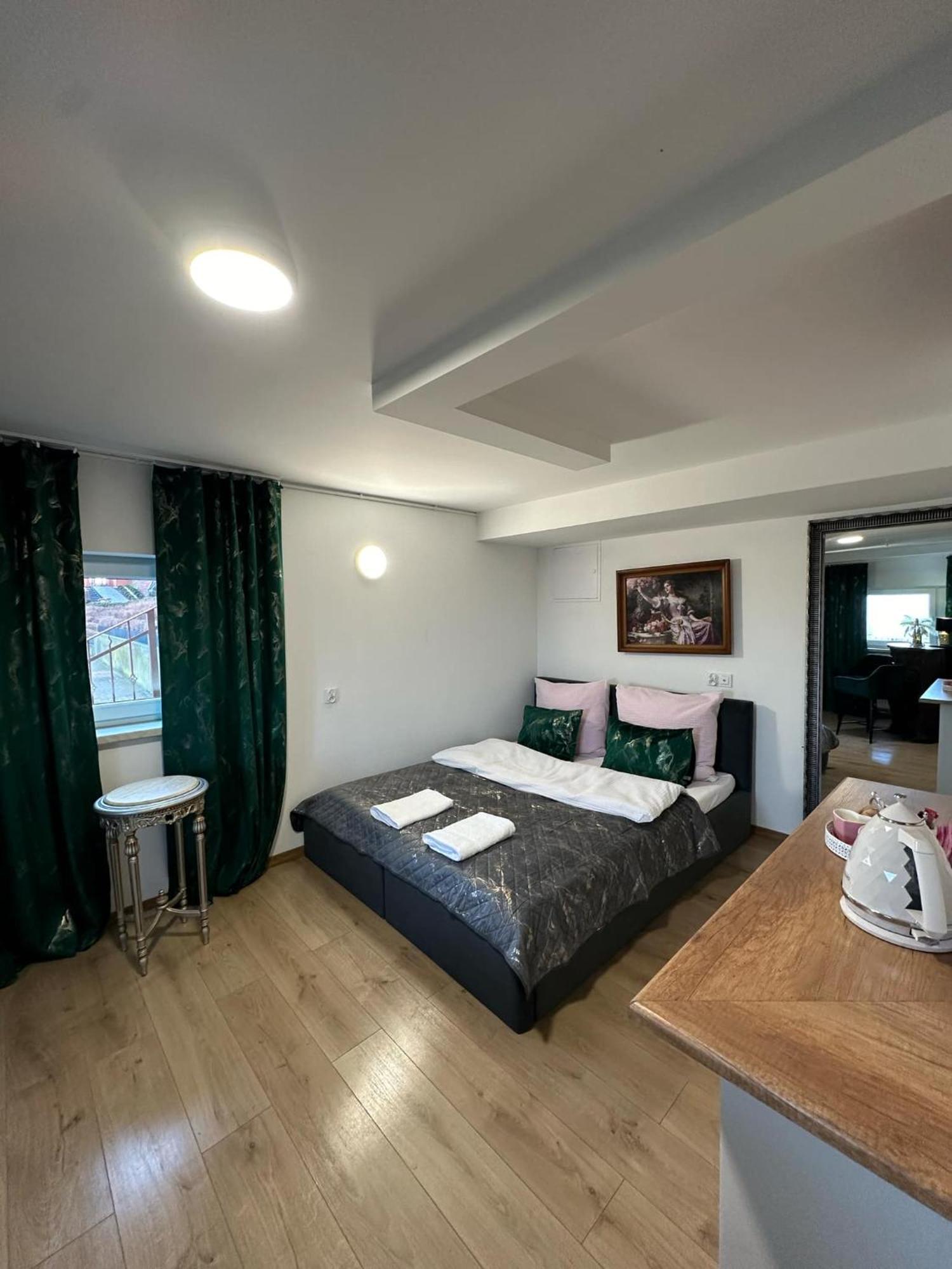 Apartament Bena Ze Zjawiskowym Tarasem Widokowym Chełmno Esterno foto